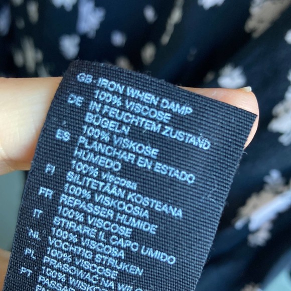 & other Stories Long Sleeve Floral button front Dress - Picture 11 of 12